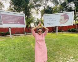 Alongside being an actress, she is also a politician and participated in the Uttar Pradesh Legislative Assembly election representing Indian National 